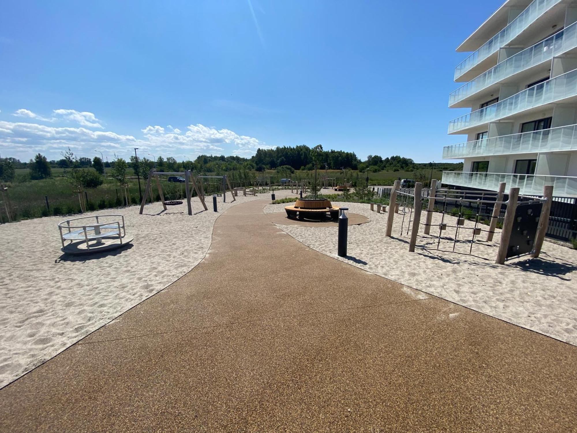 Polanki Aqua Apartament Luna Kołobrzeg Exterior foto